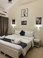 Holiday Beach Resort