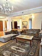 Layla Apartment