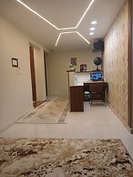 Pyramids way inn