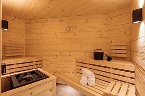Fiss Suites by ALPS RESORTS
