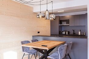 Zugspitz Suites Lermoos by ALPS RESORTS