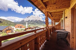 Zugspitz Suites Lermoos by ALPS RESORTS