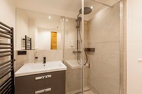 Zugspitz Suites Lermoos by ALPS RESORTS