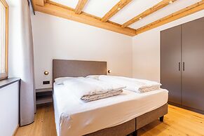 Zugspitz Suites Lermoos by ALPS RESORTS