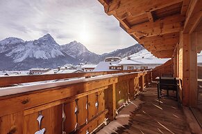 Zugspitz Suites Lermoos by ALPS RESORTS