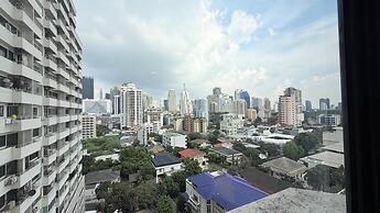 Direct Rooms at Omni Complex Nana