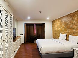 Direct Rooms at Omni Complex Nana