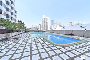 Direct Rooms at Omni Complex Nana