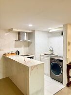 Direct Rooms at Omni Complex Nana