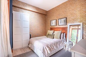 4BR Maid Included Golf Course View 8 Guest