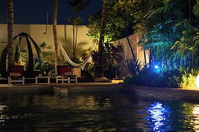 Posada Libert Hotel