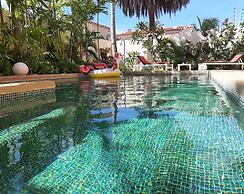 Posada Libert Hotel