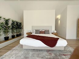 Casas Capela by O'Porto Seven