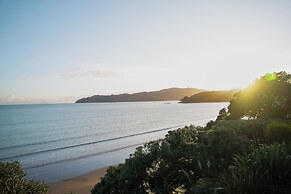 Sunlit Bay Villas