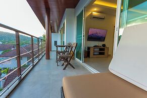 2Beds Award Winning Nai Han Beach c126
