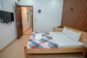 Khanh Gia Hotel