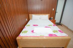 Khanh Gia Hotel