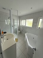 Waiake Beach Apartments