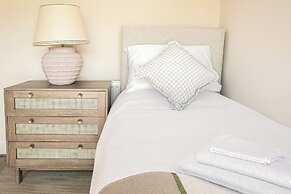 The Barn Longhope-Luxury Barn Conversion