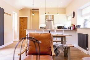 The Barn Longhope-Luxury Barn Conversion