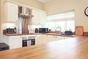 The Barn Longhope-Luxury Barn Conversion