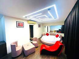 Aundh Elite Stay