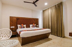 Suman castle Hotel