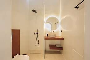 Bluewhite Suites & Villa Santorini