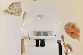 Bluewhite Suites & Villa Santorini