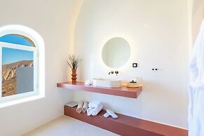 Bluewhite Suites & Villa Santorini