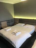 Ovit Hotel
