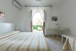 4008 Villa Edera by Barbarhouse
