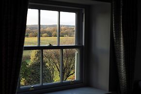 Aynsome Manor