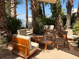 Condo Cortes