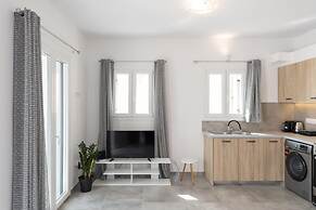 Parikia s Sunlight 2bedroom House