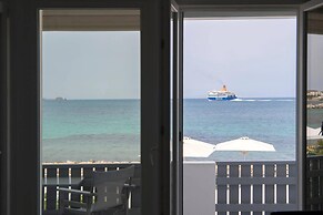 Parikia s Seaside House