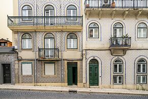 Central 1-Bed W/ River Views Great For D Nomads & R Workers
