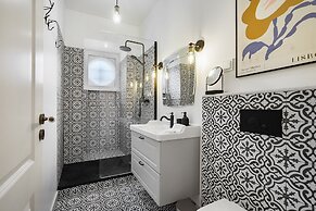 Premium Alfama 2-Br Great For Remote Workers & Digital Nomads