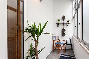 Alfama Spacious 2-Bed Near Feira Da Ladra