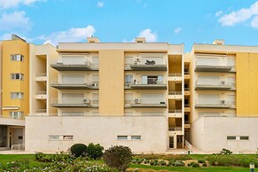 Family Holidays W/ S-Pool, Ac, Elevator & Garage