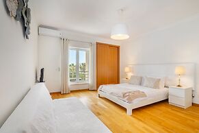 Family Holidays W/ S-Pool, Ac, Elevator & Garage