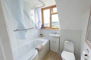 The Dormers - Amazing Views & Space