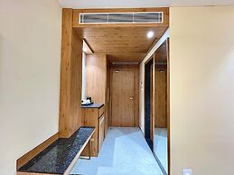 Hotel Rockbay-near sea beach & temple