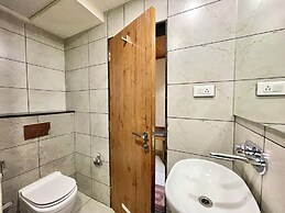 Hotel Rockbay-near sea beach & temple