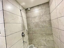 Hotel Rockbay-near sea beach & temple