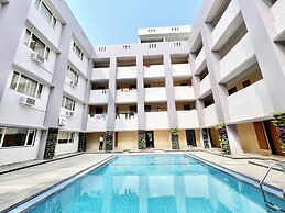 Hotel Rockbay-near sea beach & temple
