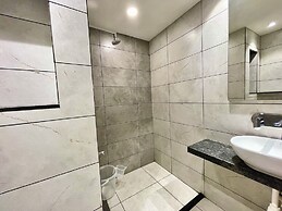 Hotel Rockbay-near sea beach & temple