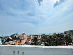 Hotel Rockbay-near sea beach & temple