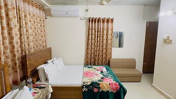 Hotel Labbaik Three Residential