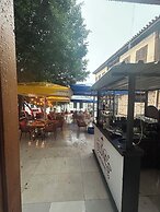 Oldies Hotel Bistro Restaurant